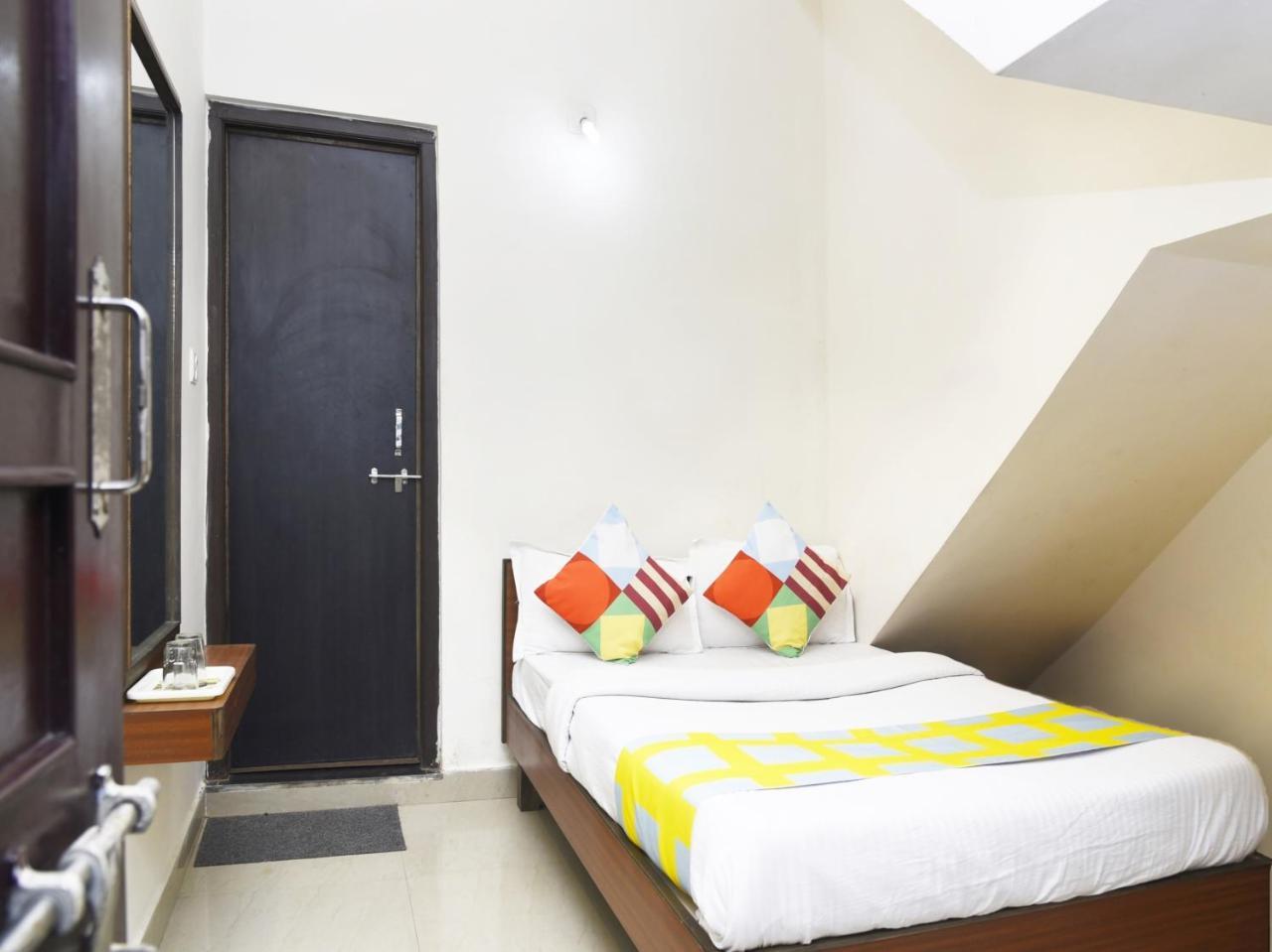 Elegant 1Br Stay In Mount Abu Central Exteriér fotografie